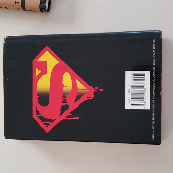 x3 Marvel Books Obsessed with Marvel 2500 Questions Batman Superman Book - Picture 11 of 12